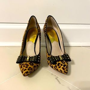 Michael Kors high heels leopard faux fur with bow